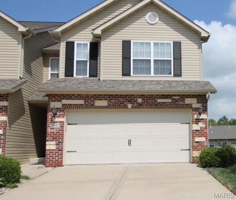 2007 Briarbend Court , Maryville, IL 62062 Main Photo