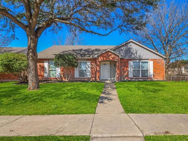 3013 Majestic Court , Garland, TX 75040