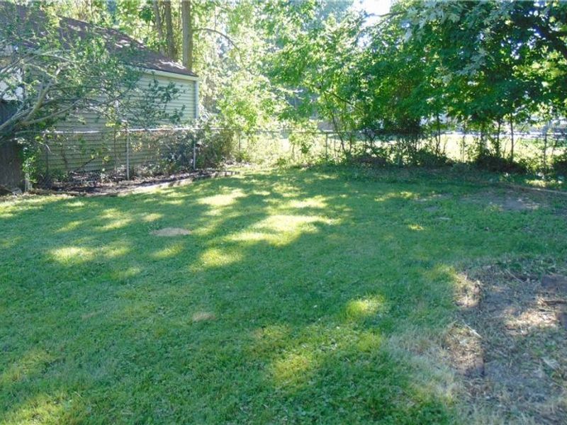 34090 Roberts Road, Eastlake, OH 44095 Photo 5