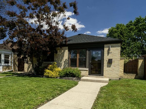 2537 Willow Street , Franklin Park, IL 60131