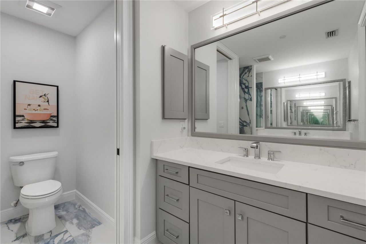 505 Tamiami Trail N, Unit 501, Venice, FL 34285 Photo