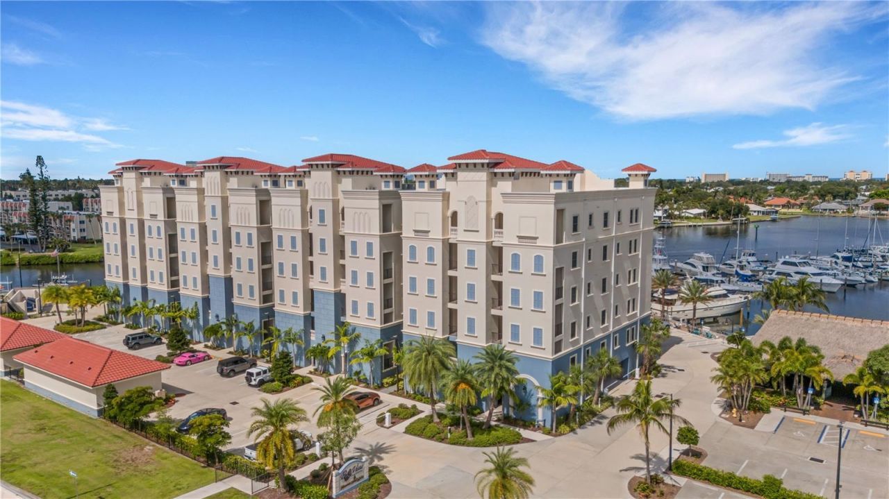 505 Tamiami Trail N, Unit 501, Venice, FL 34285 Photo