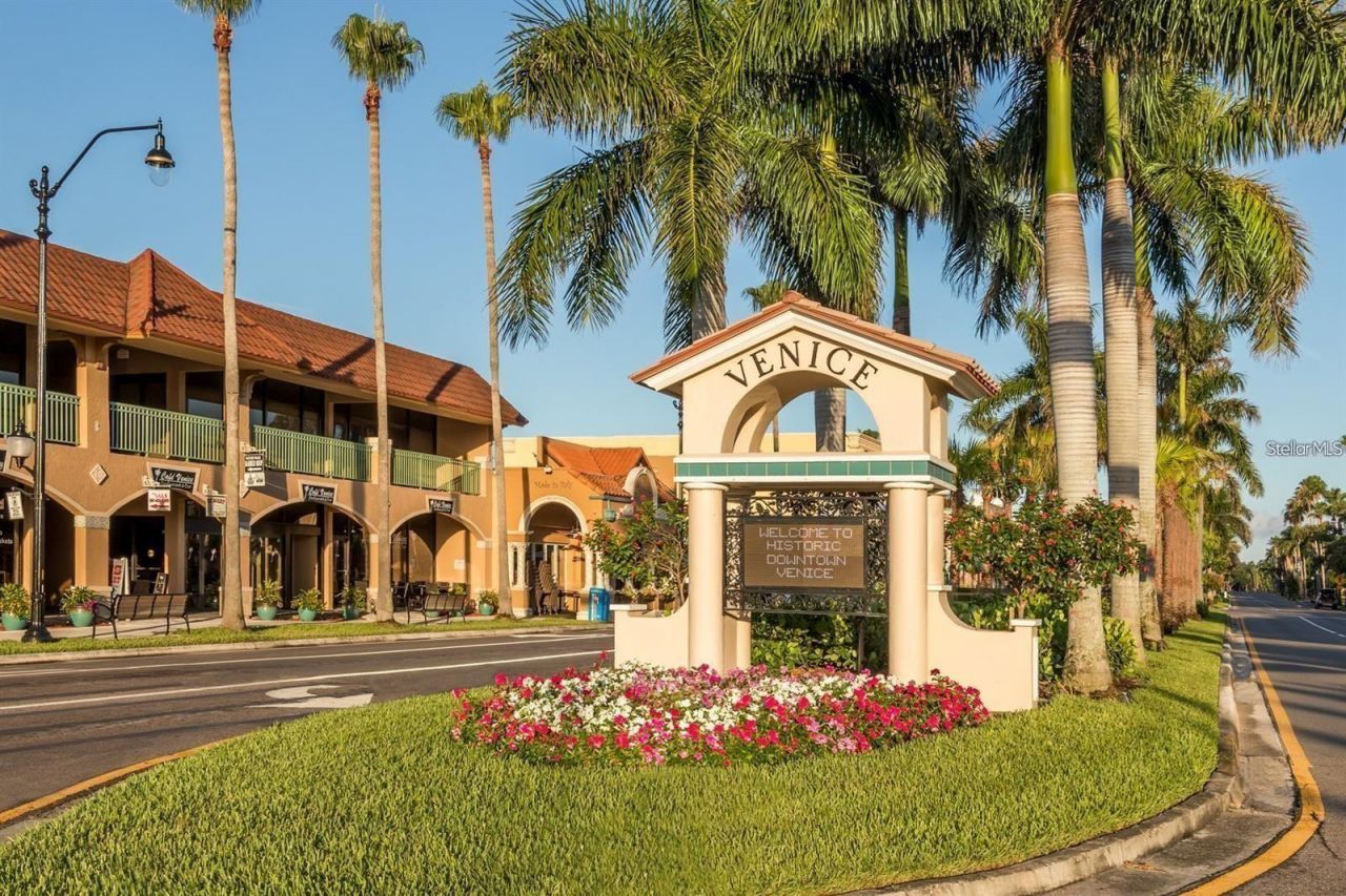505 Tamiami Trail N, Unit 501, Venice, FL 34285 Photo