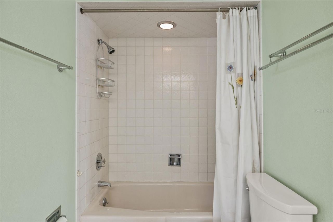 2942 Clubhouse Drive W, Clearwater, FL 33761 Photo