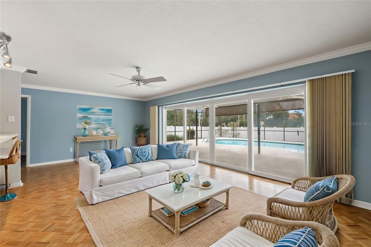 2942 Clubhouse Drive W, Clearwater, FL 33761 Photo
