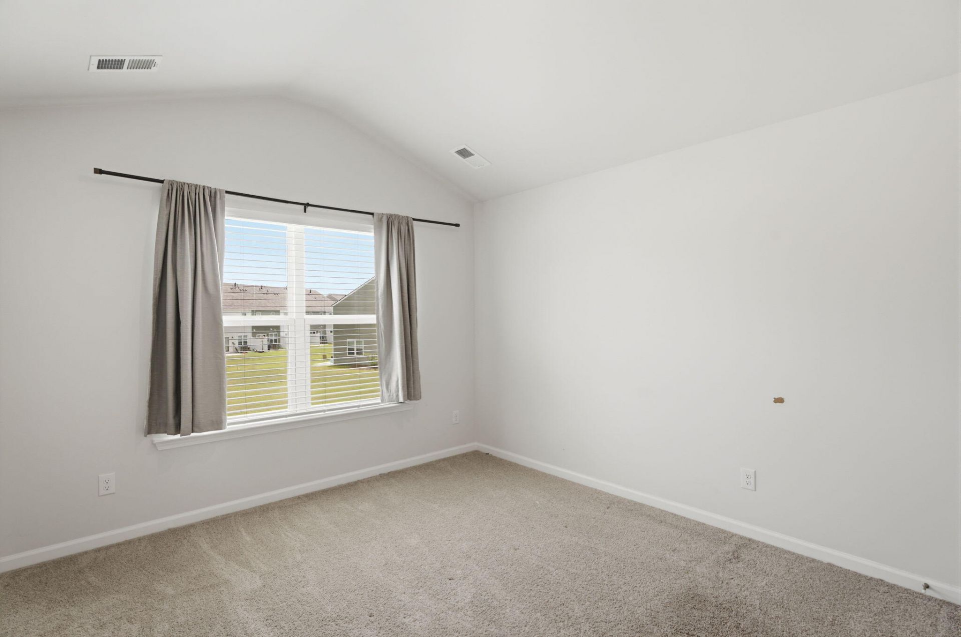 125 Yarrow Way Photo 17