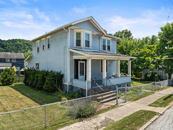 31 VISTA AVENUE, Wheeling, WV 26003