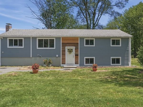 129 Marked Tree Road, Holliston, MA 01746