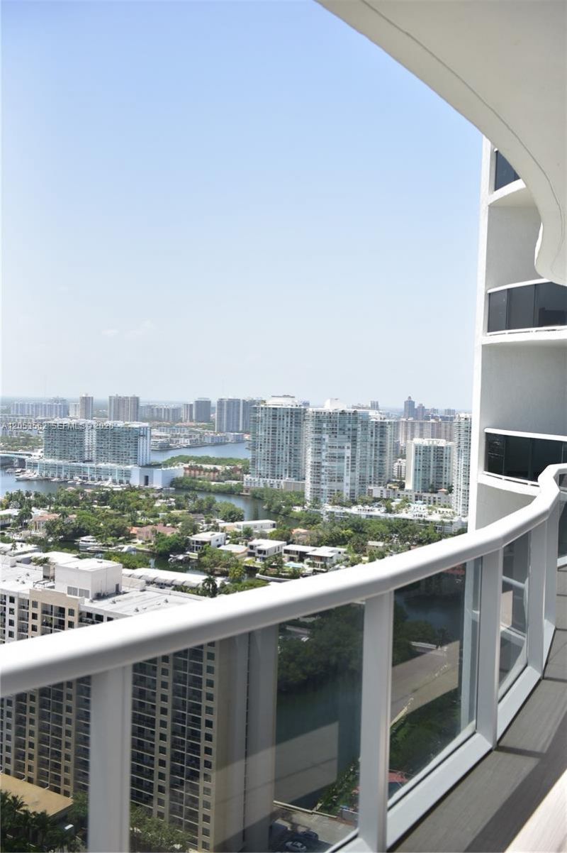 15811 Collins Ave , Unit 2905, Sunny Isles Beach, FL 33160 Photo