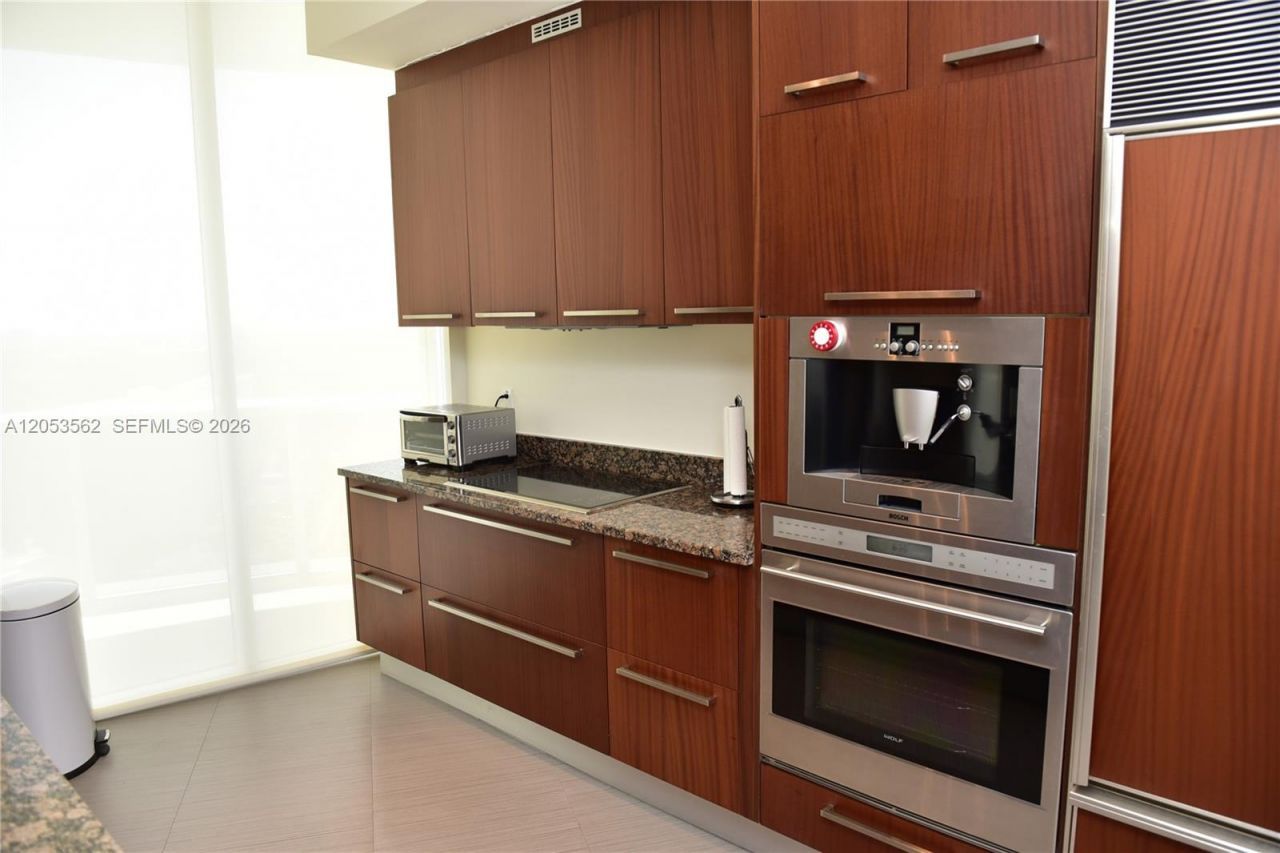 15811 Collins Ave , Unit 2905, Sunny Isles Beach, FL 33160 Photo