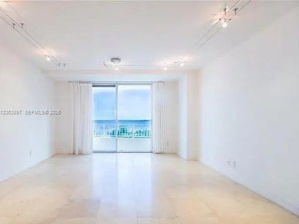770 Claughton Island Dr, Unit 1008, Miami, FL 33131