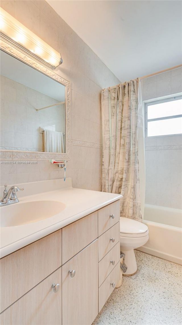 6560 SW 34th St, Miami, FL 33155 Photo