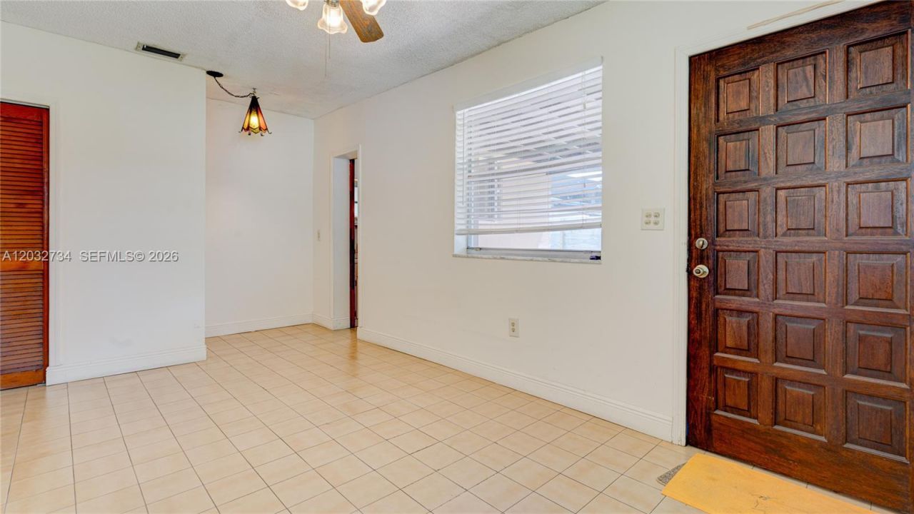 6560 SW 34th St, Miami, FL 33155 Photo