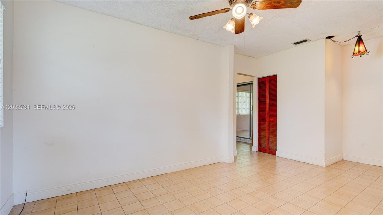 6560 SW 34th St, Miami, FL 33155 Photo