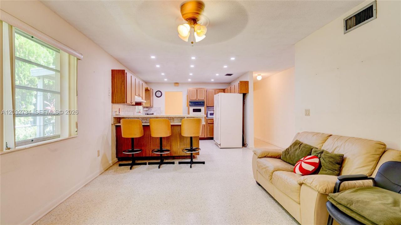 6560 SW 34th St, Miami, FL 33155 Photo