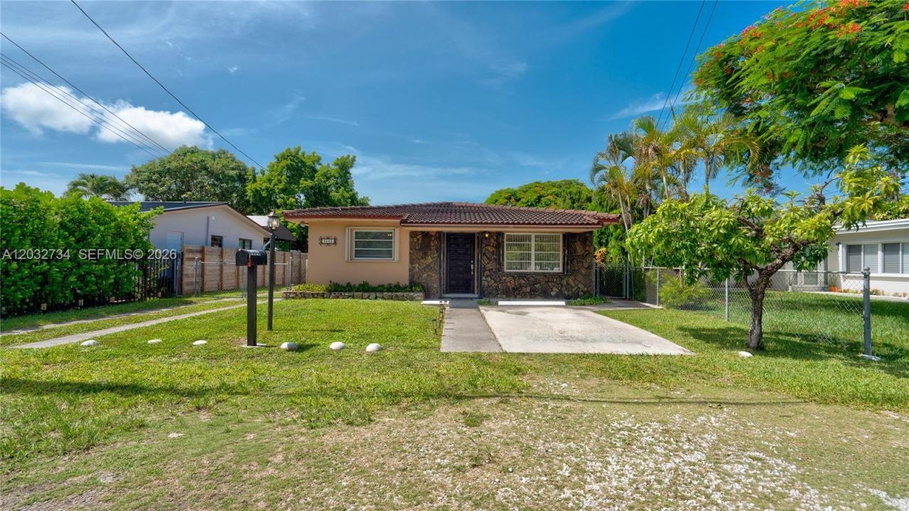 6560 SW 34th St, Miami, FL 33155 Photo