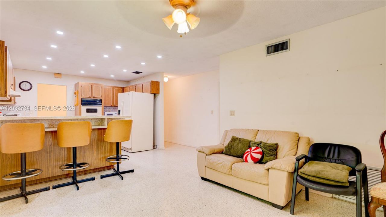 6560 SW 34th St, Miami, FL 33155 Photo