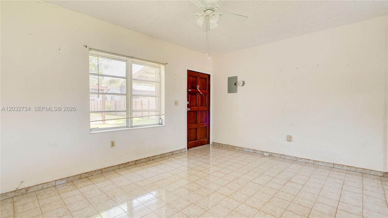 6560 SW 34th St, Miami, FL 33155 Photo