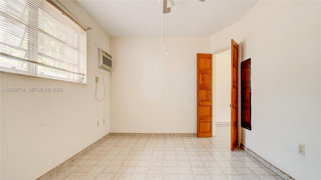 6560 SW 34th St, Miami, FL 33155 Photo
