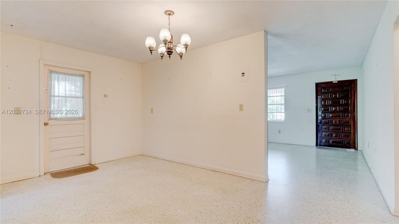 6560 SW 34th St, Miami, FL 33155 Photo