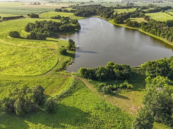 4514 county road 172, Williamsburg, MO 63388