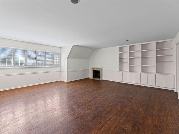 8361 SOMERSET Drive, Unit 303, Prairie Village, KS 66207