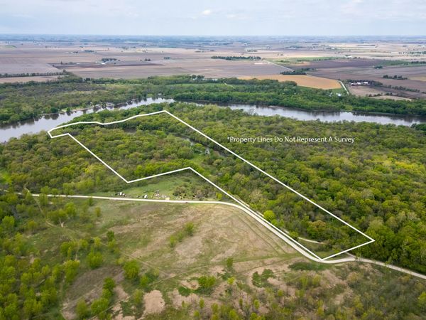 1408 CEDARVIEW, Muscatine, IA 52761