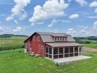884 Breedlove Road, Eglon, WV 26716