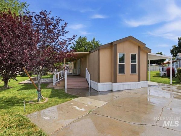 700 E Fairview Ave, Unit 137, Meridian, ID 83642