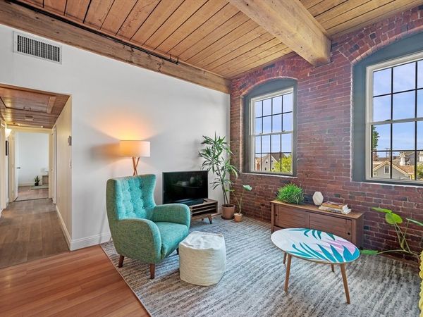 50 Rantoul St, Unit 407, Beverly, MA 01915