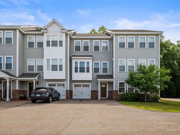 39 Acadia Lane, Exeter, NH 03833