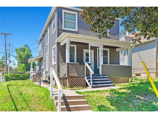 979 Victoria Street, Saint Paul, MN 55103