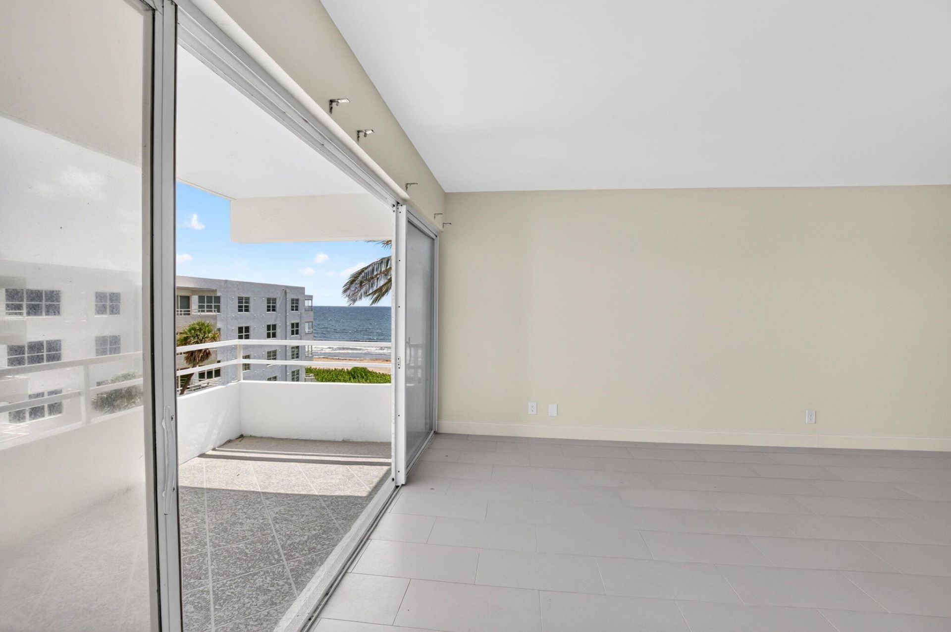 2701 S Ocean Boulevard, Unit 47, Highland Beach, FL 33487 Photo