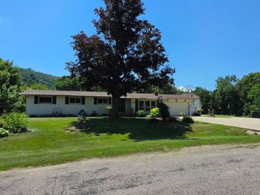 1503 Claudia Avenue, La Crescent, MN 55947