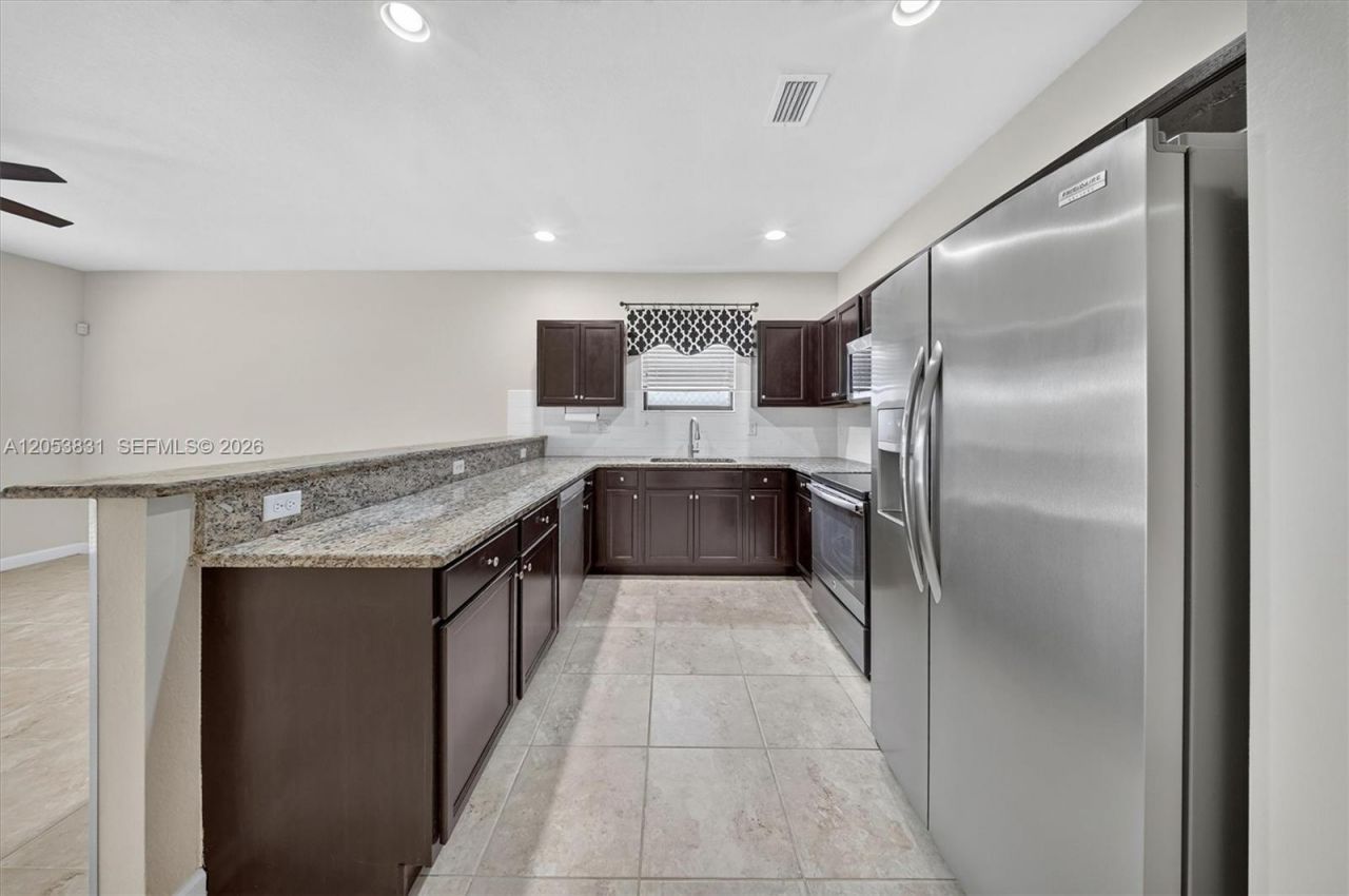11509 SW 238 Terrace , Miami, FL 33032 Photo