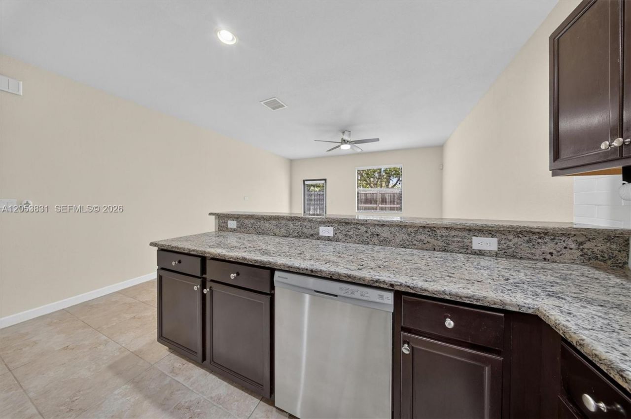 11509 SW 238 Terrace , Miami, FL 33032 Photo