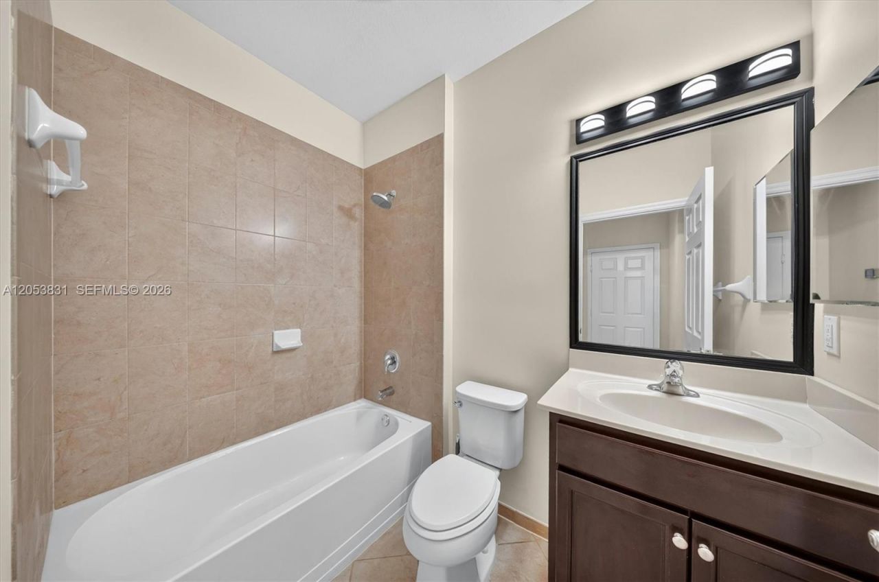 11509 SW 238 Terrace , Miami, FL 33032 Photo