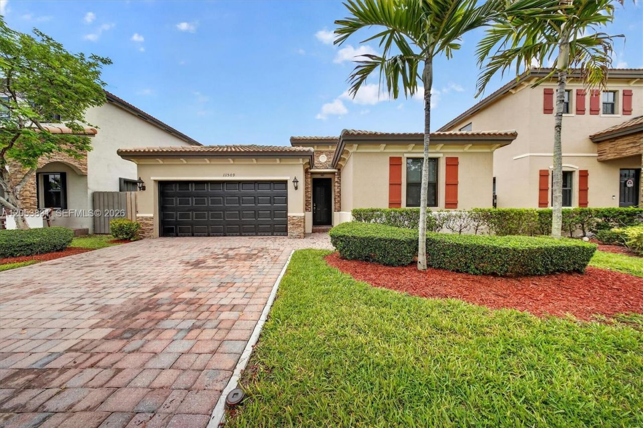 11509 SW 238 Terrace , Miami, FL 33032 Photo