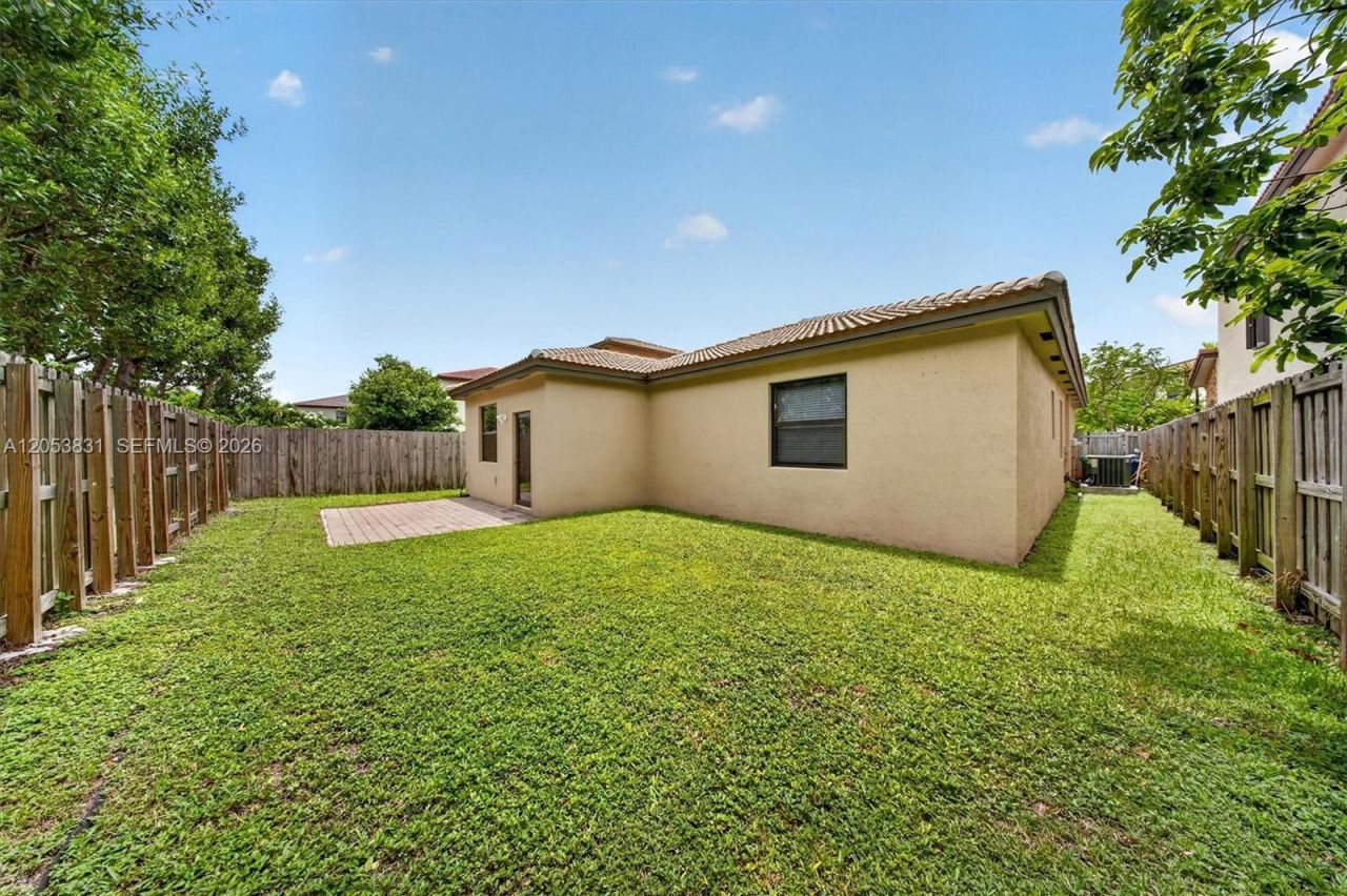 11509 SW 238 Terrace , Miami, FL 33032 Photo