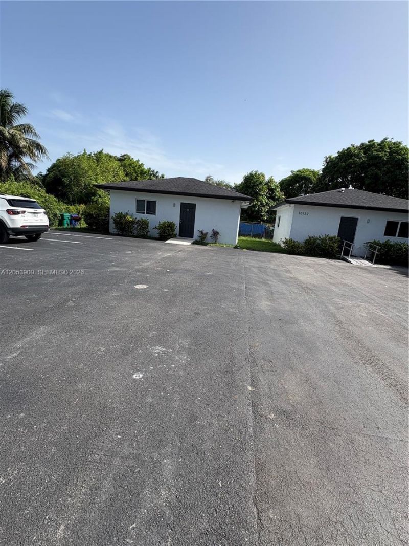 10128 W Fern St , Miami, FL 33157 Photo