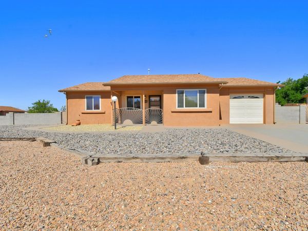 690 Archibeque Avenue SE, Rio Rancho, NM 87124