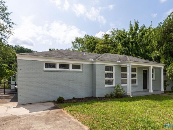4004 NW Memorial Pkwy NW, Huntsville, AL 35810