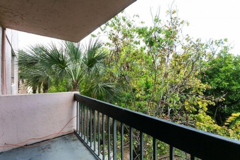 1720 N Congress Avenue, Unit 305, West Palm Beach, FL 33401 Photo