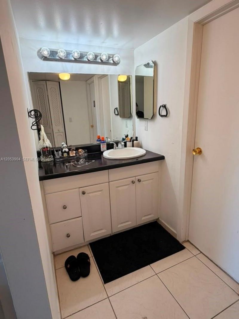 3475 N Country Club Dr , Unit 603, Aventura, FL 33180 Photo