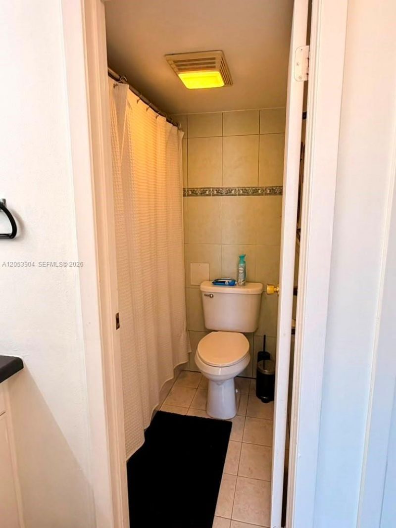 3475 N Country Club Dr , Unit 603, Aventura, FL 33180 Photo