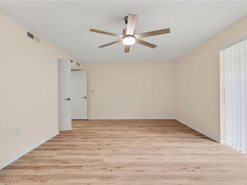140 Fox Hollow Drive, Unit 203C, Mayfield Heights, OH 44124 Photo 24