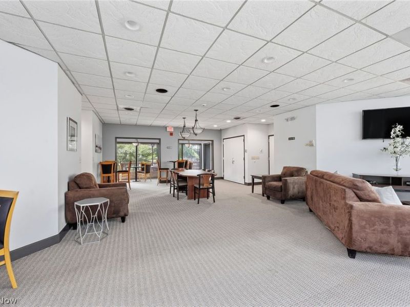 140 Fox Hollow Drive, Unit 203C, Mayfield Heights, OH 44124 Photo 44