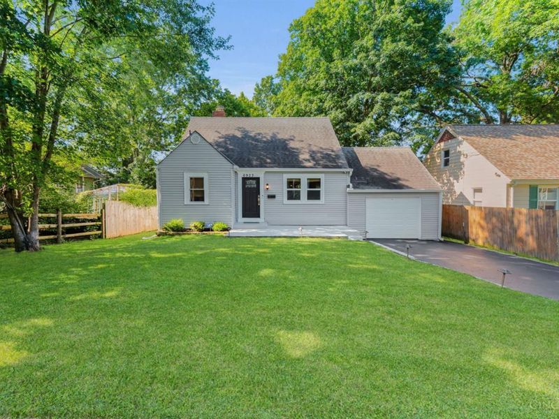 6923 Buckingham Place, Columbia Twp, OH 45227 Photo 2