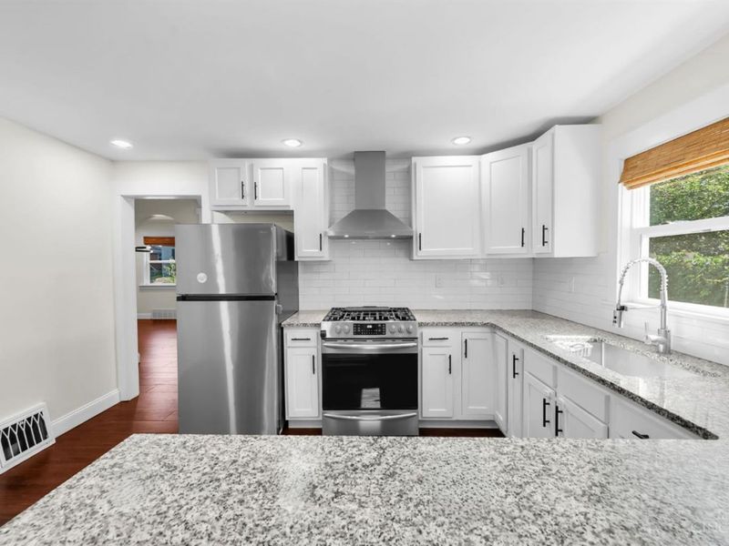 6923 Buckingham Place, Columbia Twp, OH 45227 Photo 22