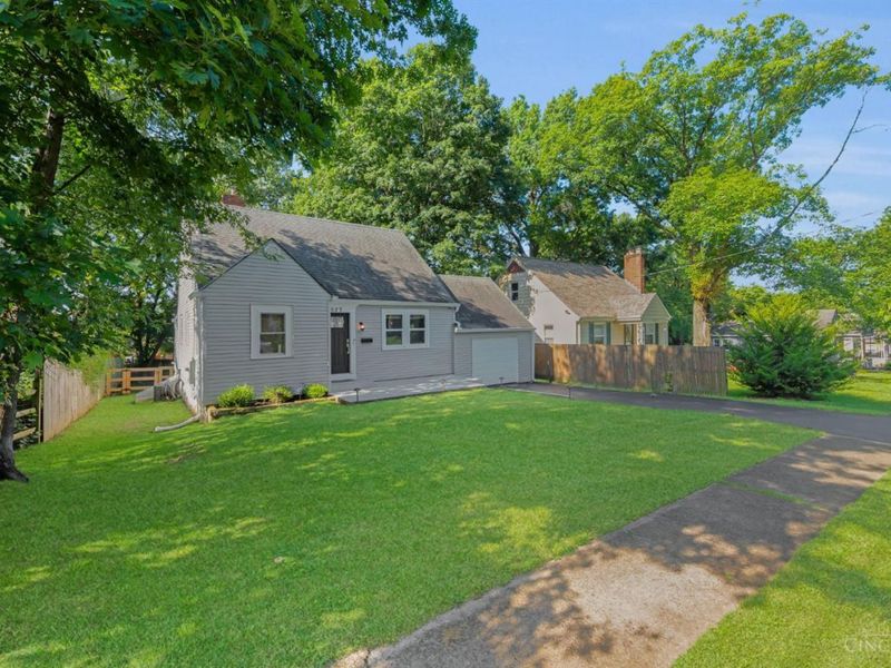 6923 Buckingham Place, Columbia Twp, OH 45227 Photo 3